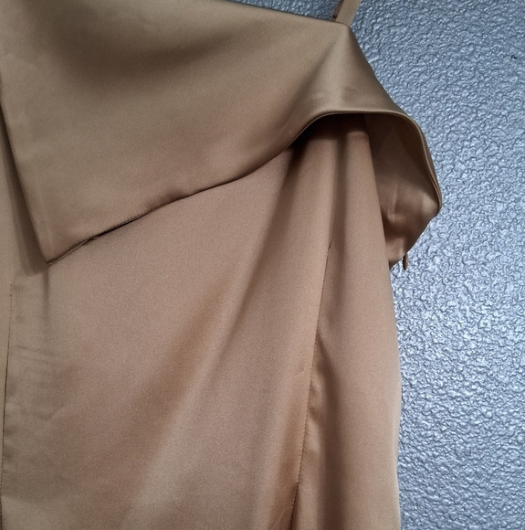 Designer Making The Cut Satin Midi Dress    Size M - Picture 11 of 14